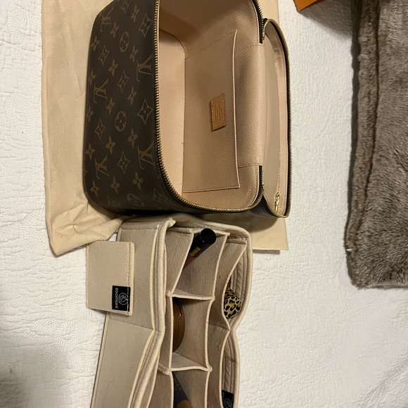 Authentic Louis Vuitton Nice Bb - Picture 11 of 16